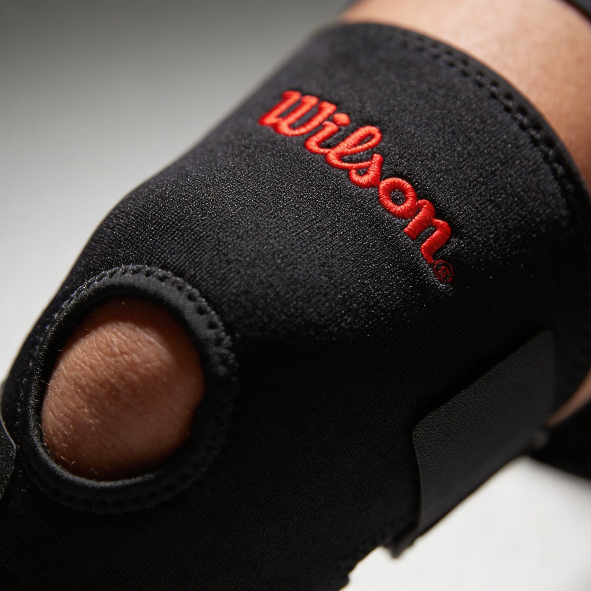 Rodillera Abierta Wilson AW101 Neopreno Soporte Unitalla